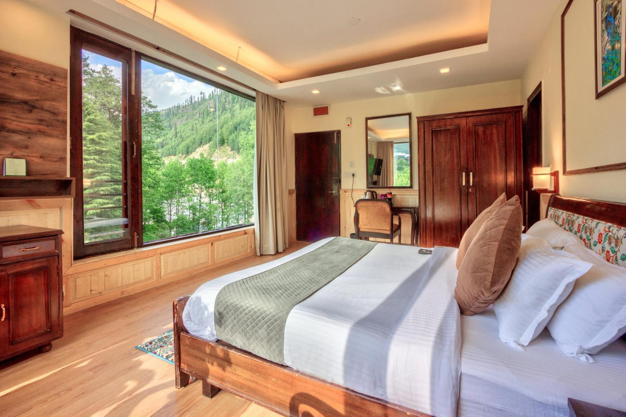 Hotel The Katoch Grand 3*