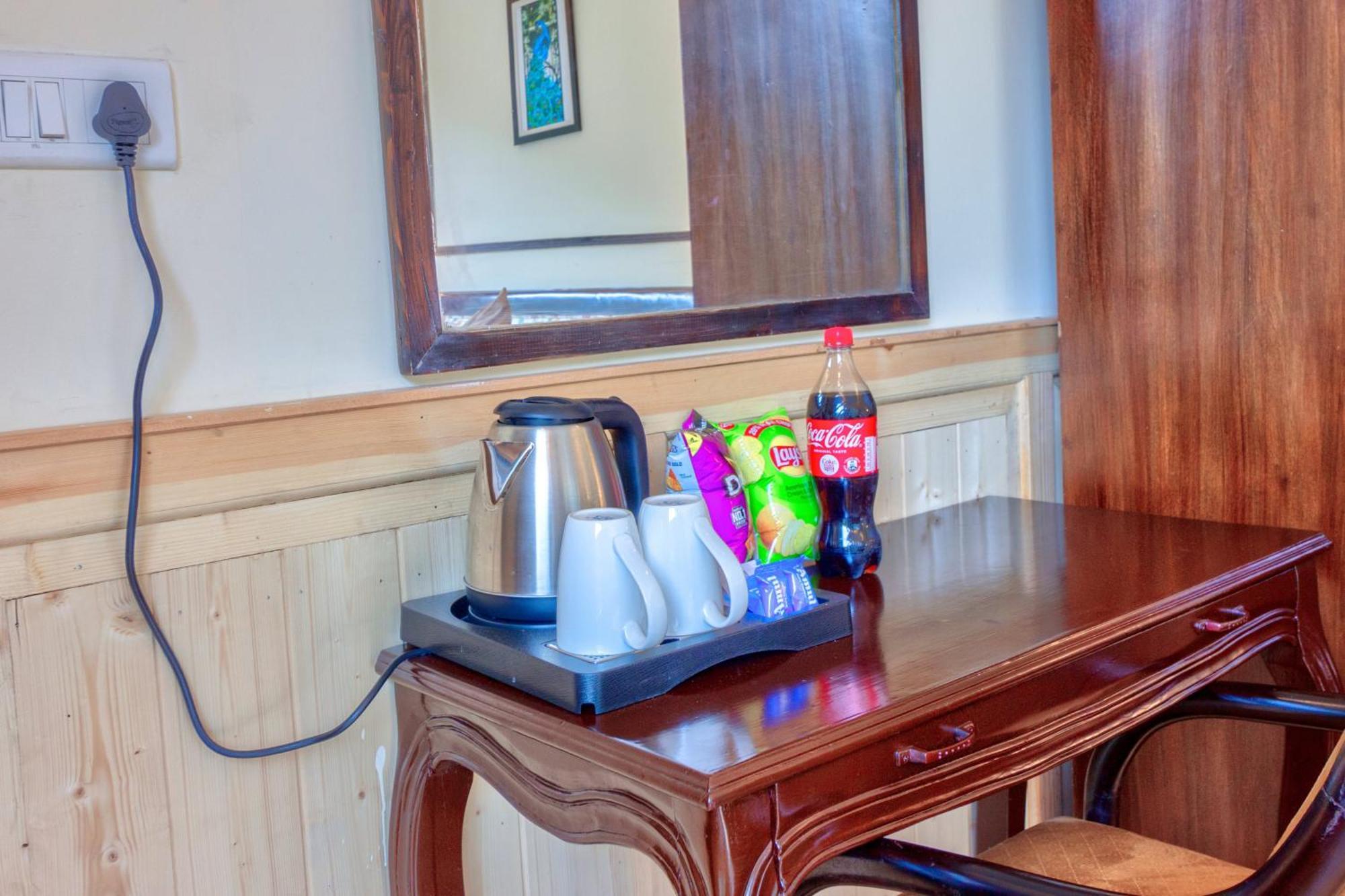 Hotel The Katoch Grand
