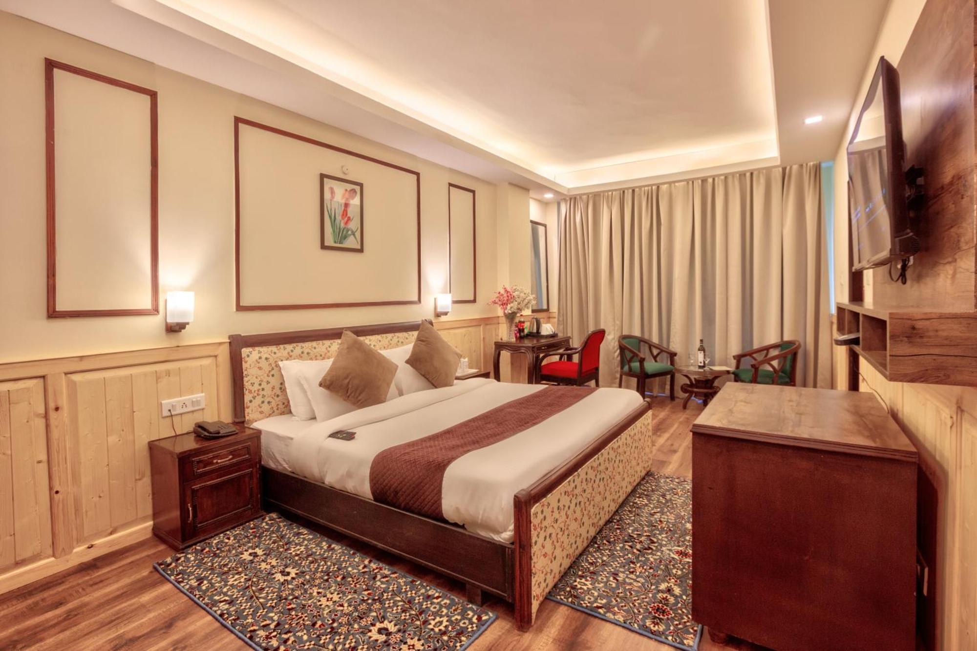 The Katoch Grand Hotel Manali (Himachal Pradesh)