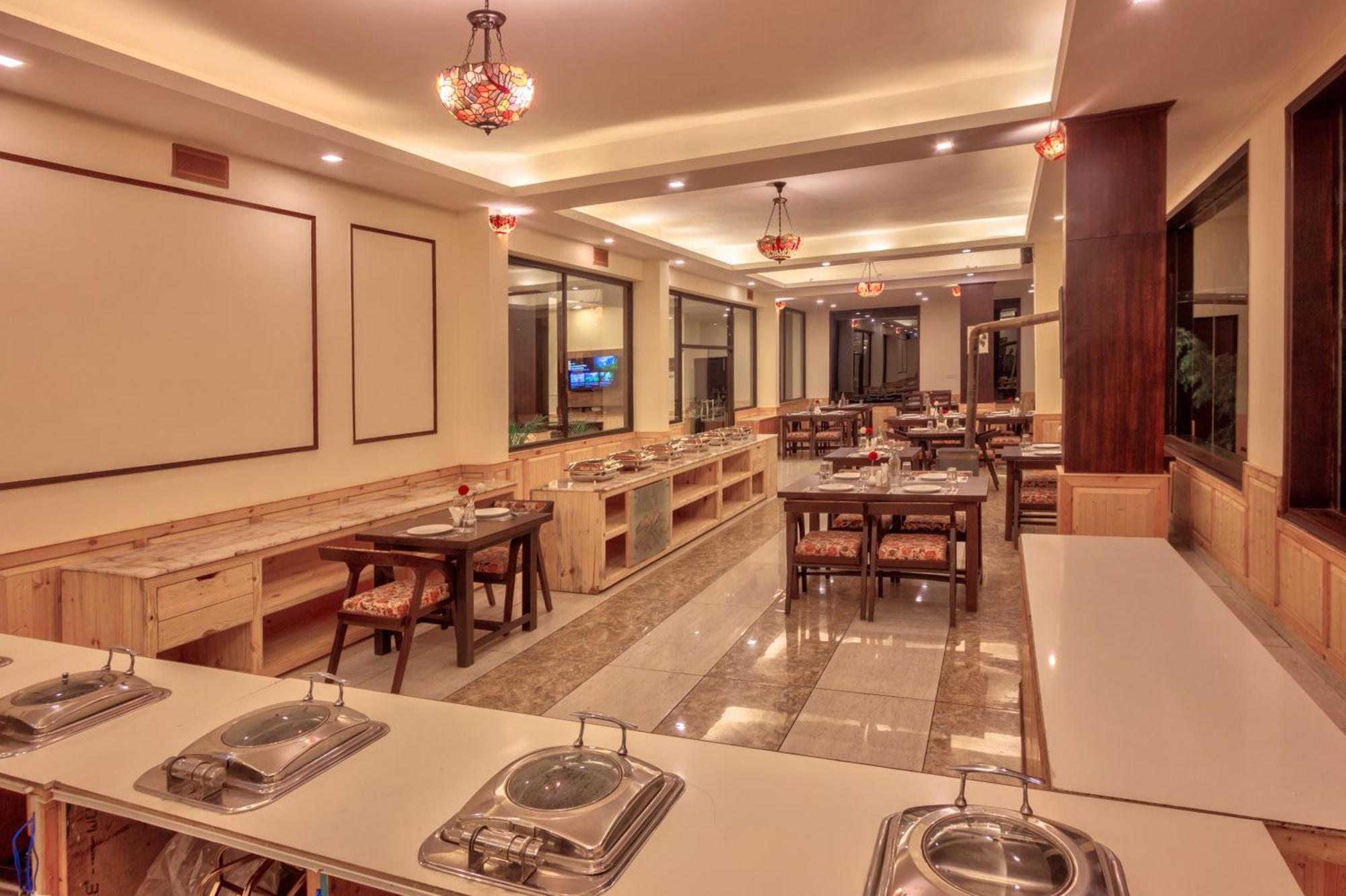 The Katoch Grand Hotel Manali (Himachal Pradesh)