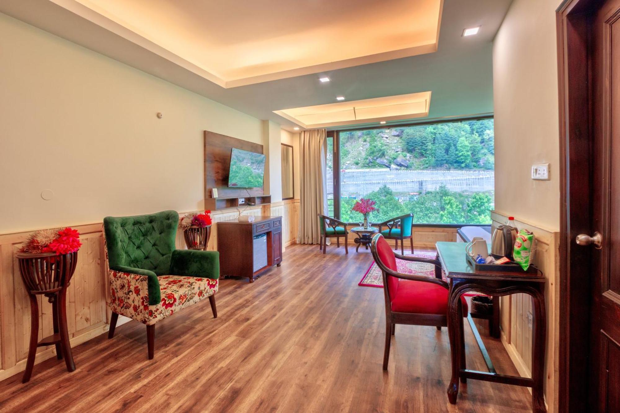 The Katoch Grand Hotel
